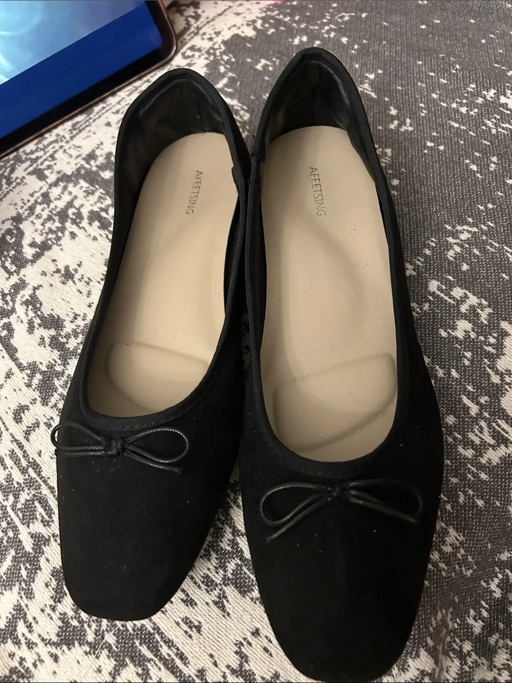 AFEETSING Black Round Toe Ballet Flats with Bow size 11 GUC